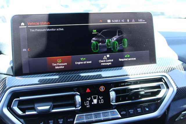 Used 2023 BMW X4 M40i AWD/4WD image 32