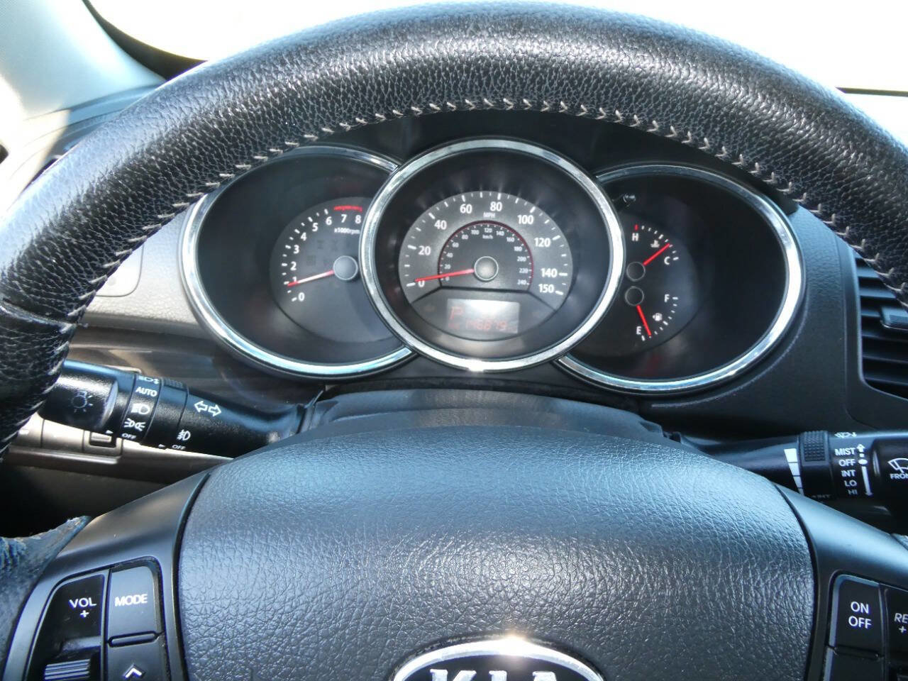 Used 2011 Kia Sorento EX w/ Premium Pkg image 13