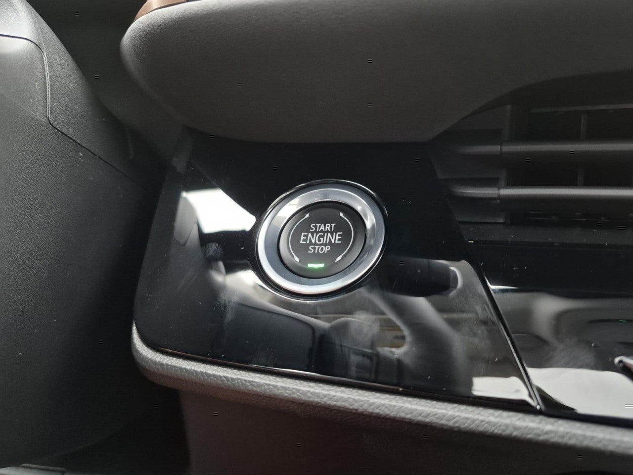 New 2026 Buick Envision Sport Touring AWD/4WD image 21