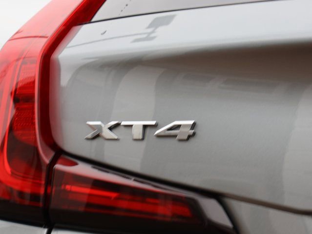 Certified 2025 Cadillac XT4 Premium Luxury FWD image 18
