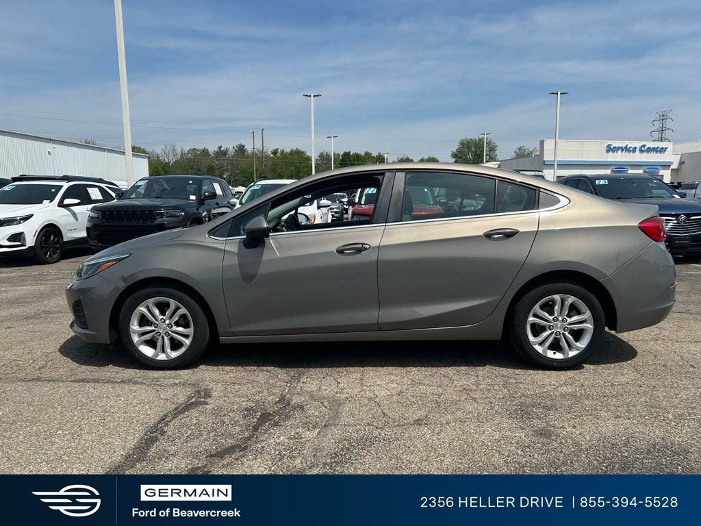 Used 2019 Chevrolet Cruze LT FWD image 5