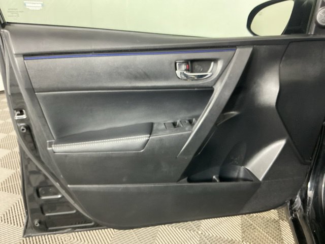 Used 2017 Toyota Corolla XSE w/ Carpet Mat Package (TMS) FWD image 12