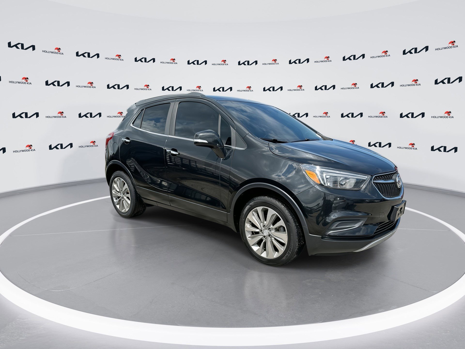 Used 2019 Buick Encore Preferred w/ Safety Package FWD image 2