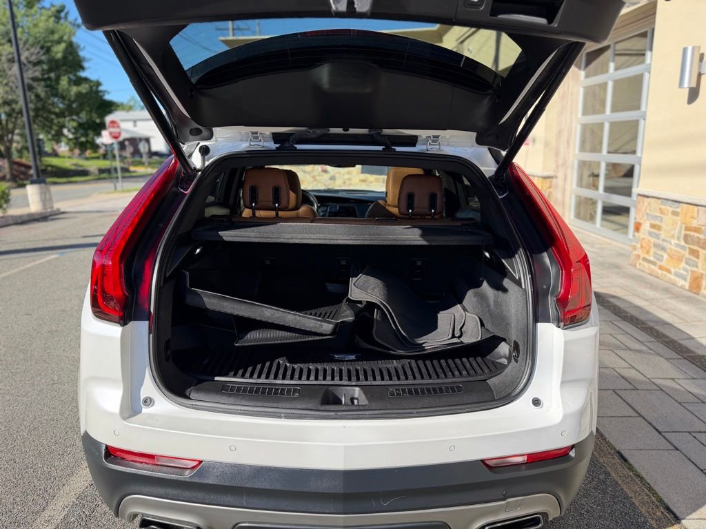 Used 2019 Cadillac XT4 Premium Luxury AWD/4WD image 22