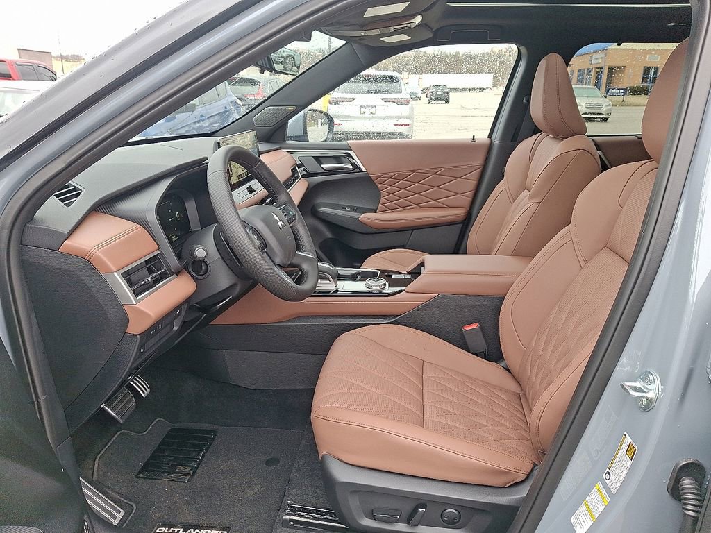 New 2026 Mitsubishi Outlander SEL image 6