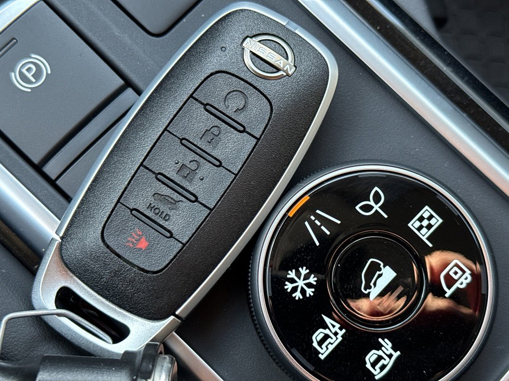 New 2026 Nissan Pathfinder SL image 36