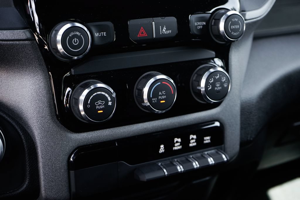 Used 2025 RAM 1500 Tradesman w/ Night Edition AWD/4WD image 30