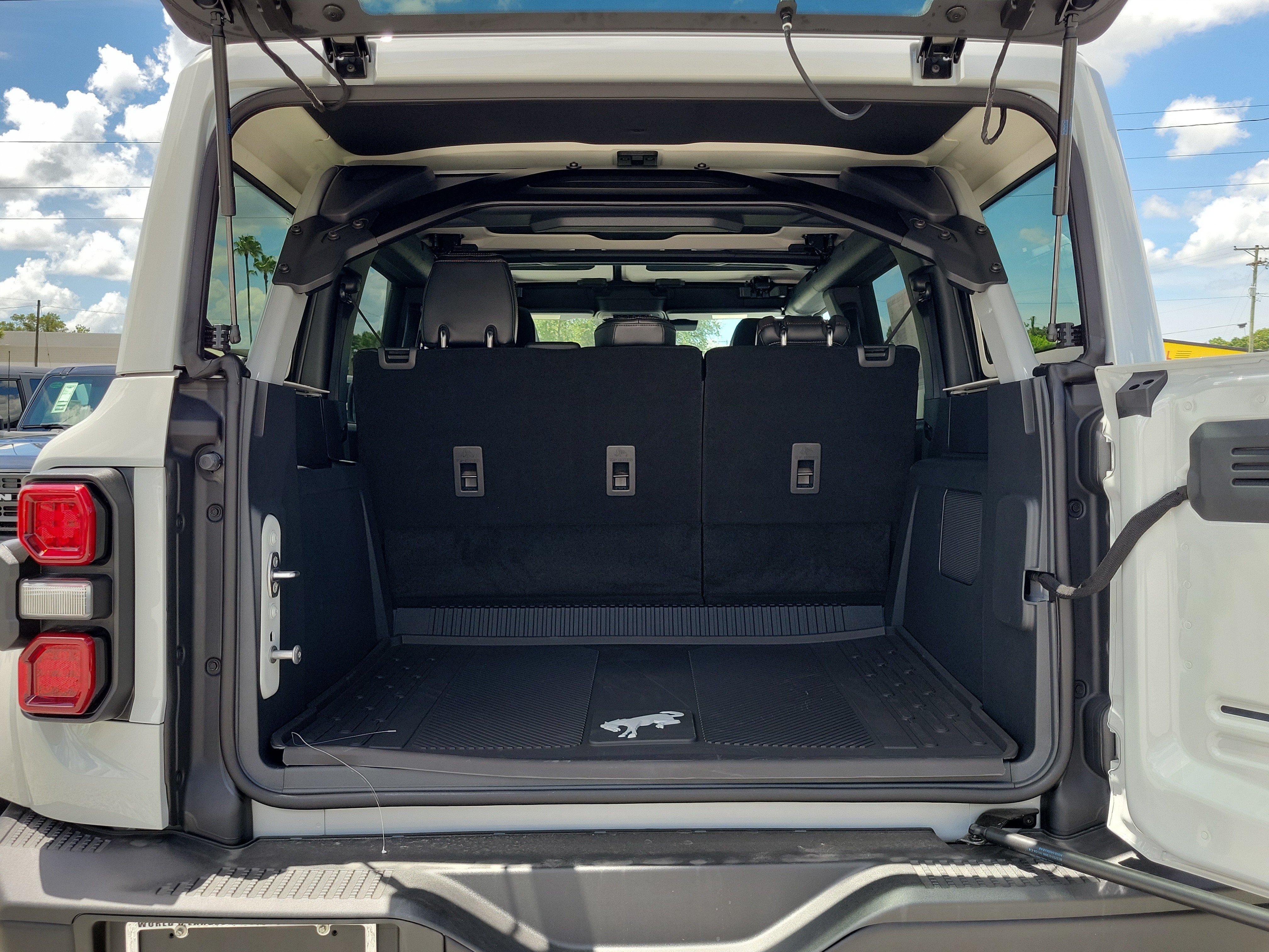 New 2026 Ford Bronco Raptor AWD/4WD image 10