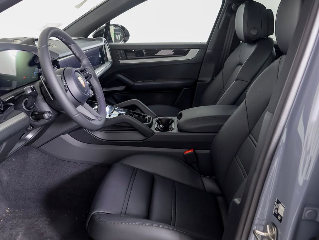New 2026 Porsche Cayenne S image 5