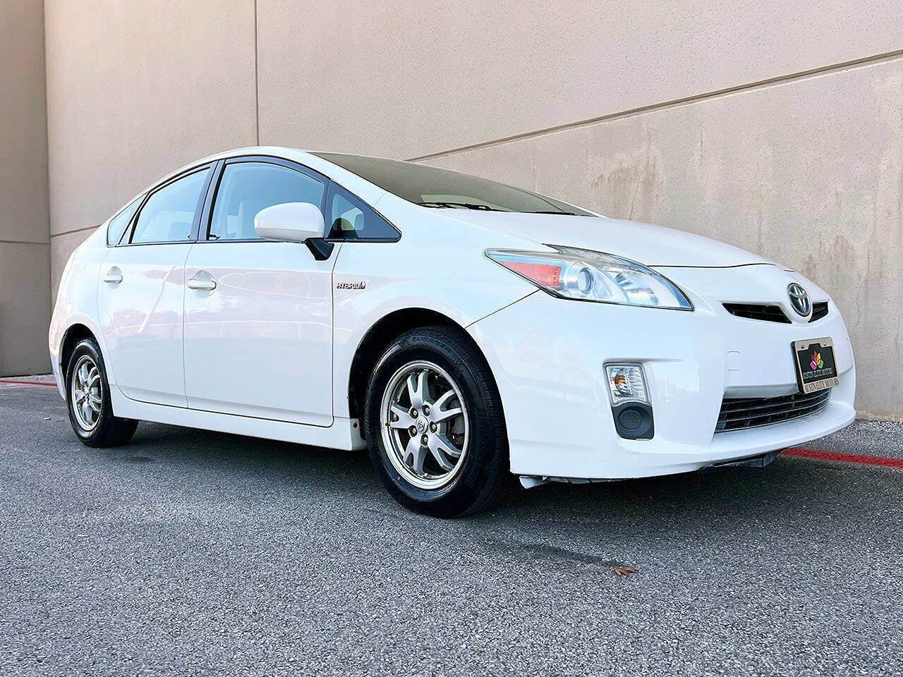 Used 2010 Toyota Prius Five image 6