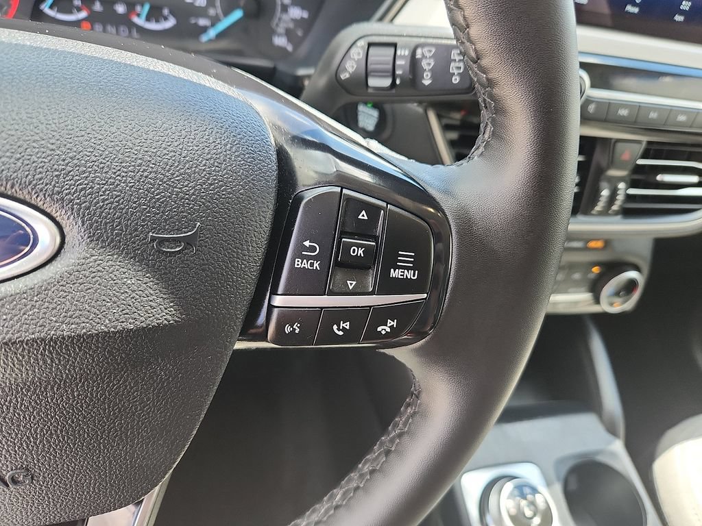 Used 2022 Ford Escape SE w/ Convenience Package FWD image 16