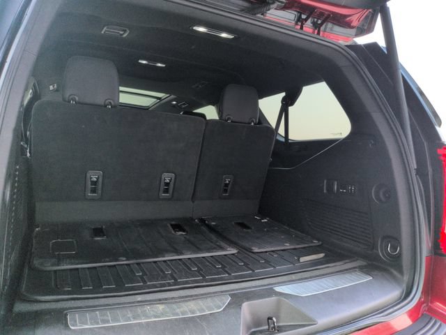 Used 2023 GMC Yukon XL AT4 w/ AT4 Premium Plus Package AWD/4WD image 31