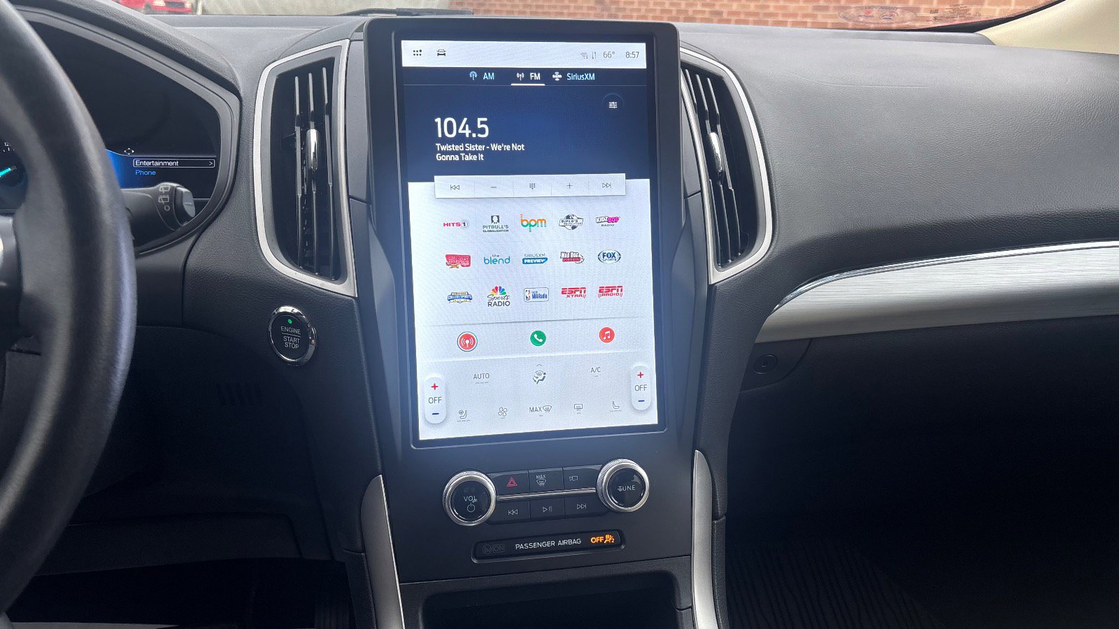 Certified 2022 Ford Edge SEL w/ Convenience Package image 32