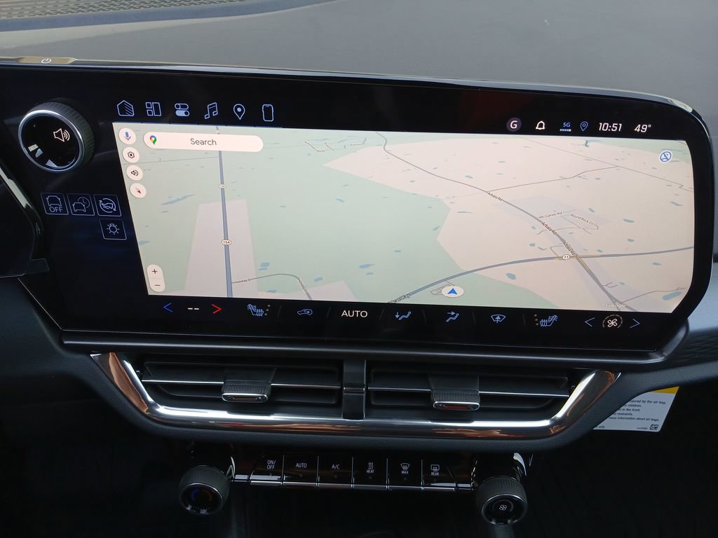 New 2026 Chevrolet Equinox EV LT w/ Comfort Package FWD image 14