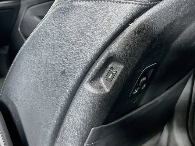 Used 2025 Kia Sportage EX FWD image 33