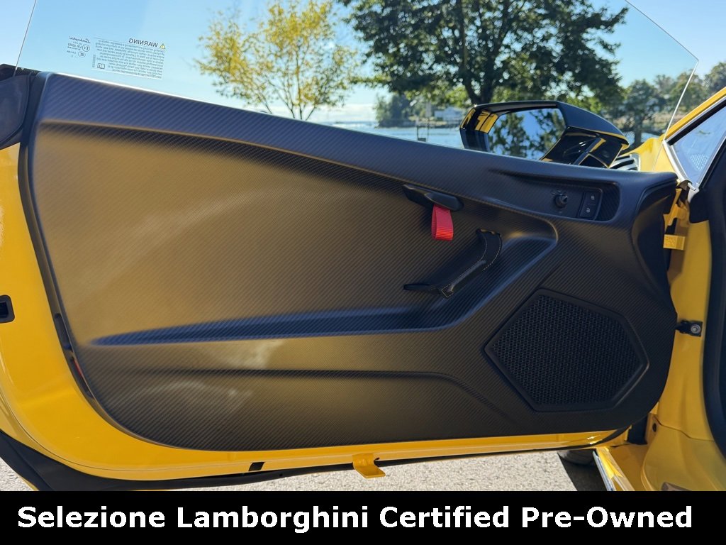 Used 2023 Lamborghini Huracan STO image 24