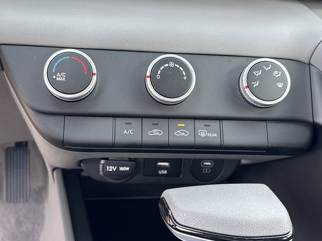 New 2026 Hyundai Elantra SE image 30