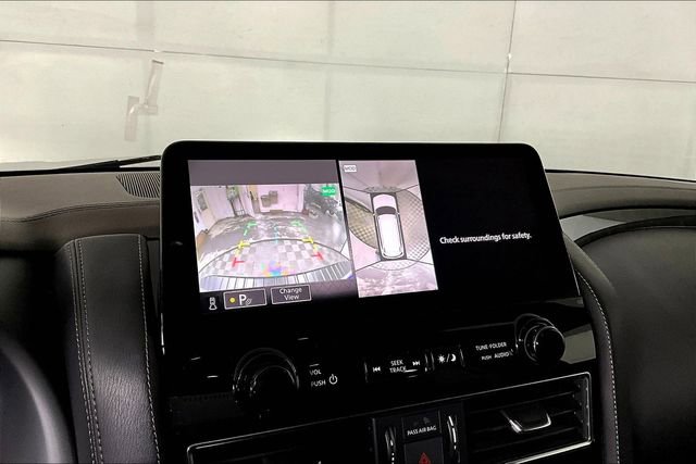 Used 2024 Nissan Armada Platinum w/ Captain's Chairs Package image 21