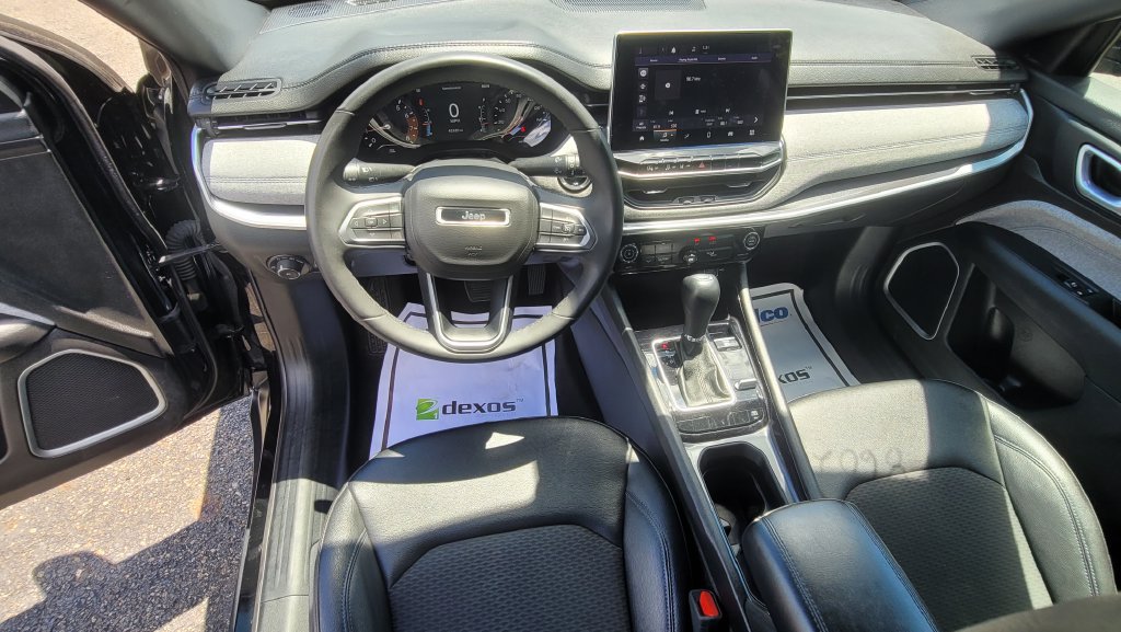 Used 2024 Jeep Compass Latitude AWD/4WD image 24
