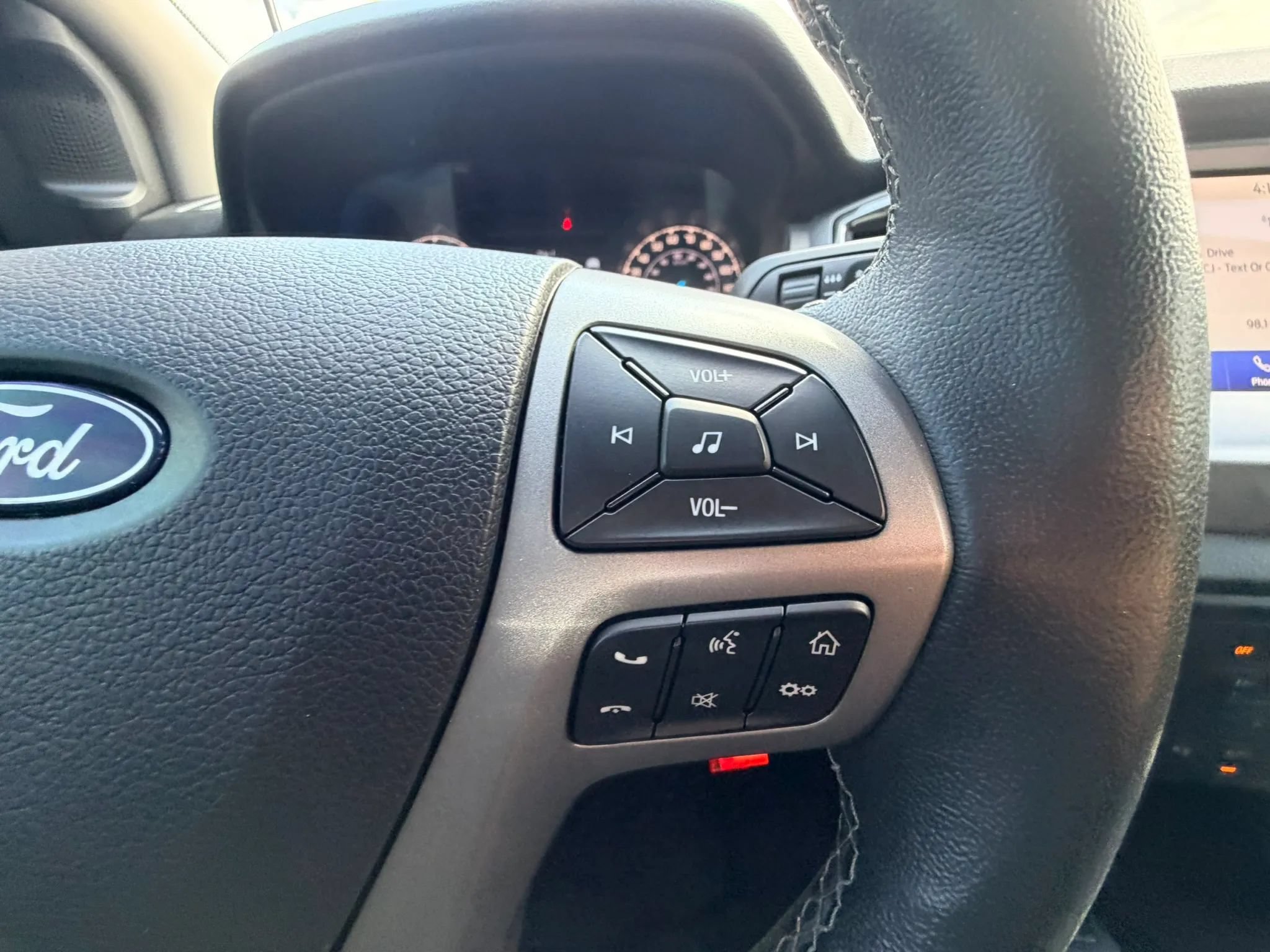 Used 2023 Ford Ranger XLT w/ Equipment Group 302A High AWD/4WD image 15