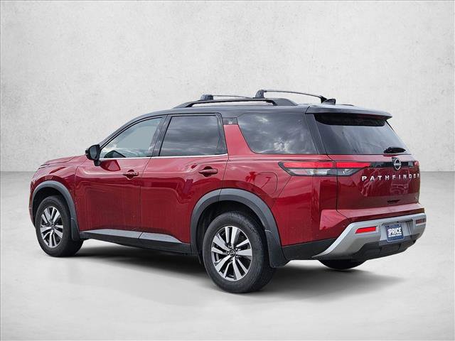 Used 2022 Nissan Pathfinder SL w/ Lighting Package (N92) FWD image 7