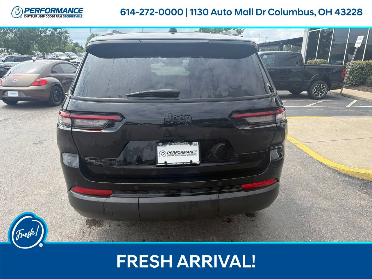 Used 2023 Jeep Grand Cherokee L Laredo AWD/4WD image 5