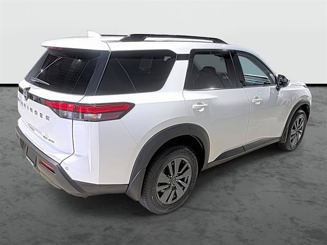 Used 2024 Nissan Pathfinder SV AWD/4WD image 4