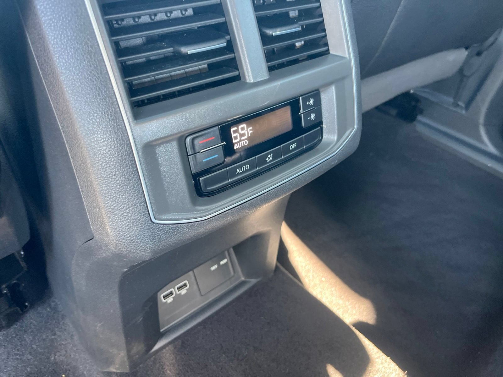 Used 2019 Volkswagen Atlas SEL AWD/4WD image 31