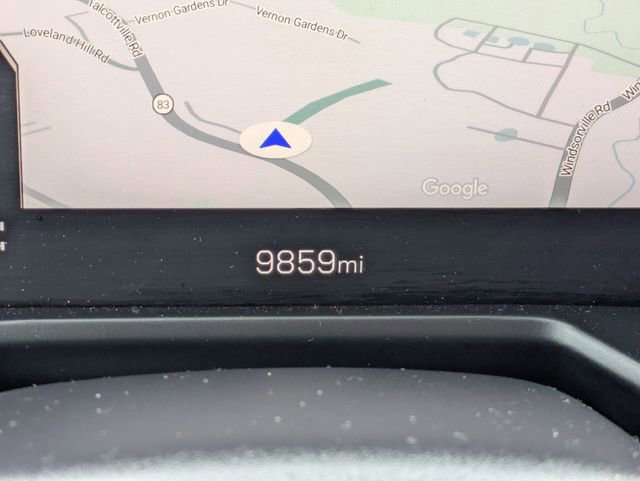 Used 2025 GMC Acadia Elevation image 17