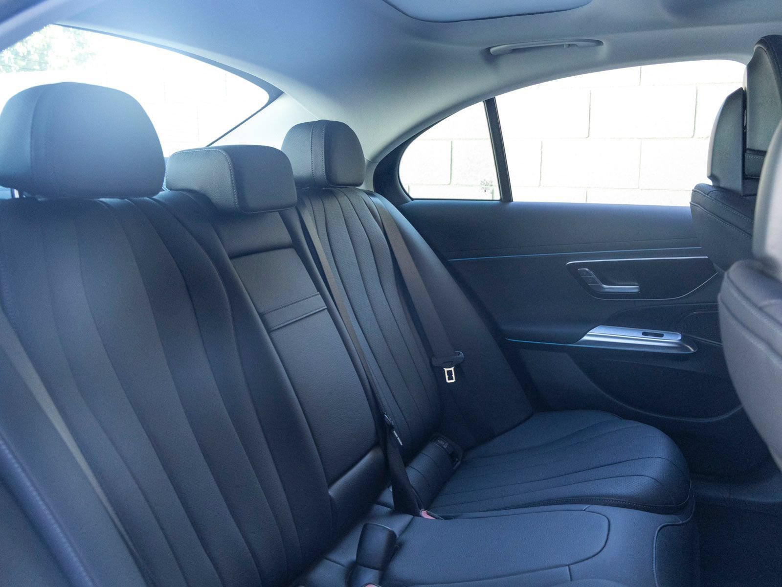 New 2026 Mercedes-Benz E 350 4MATIC Sedan image 23