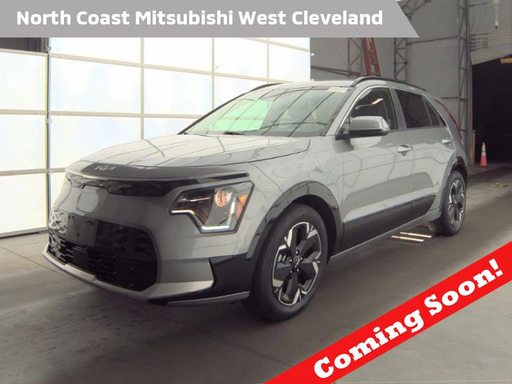Used 2023 Kia Niro Wind w/ Wind Preserve Package FWD image 1