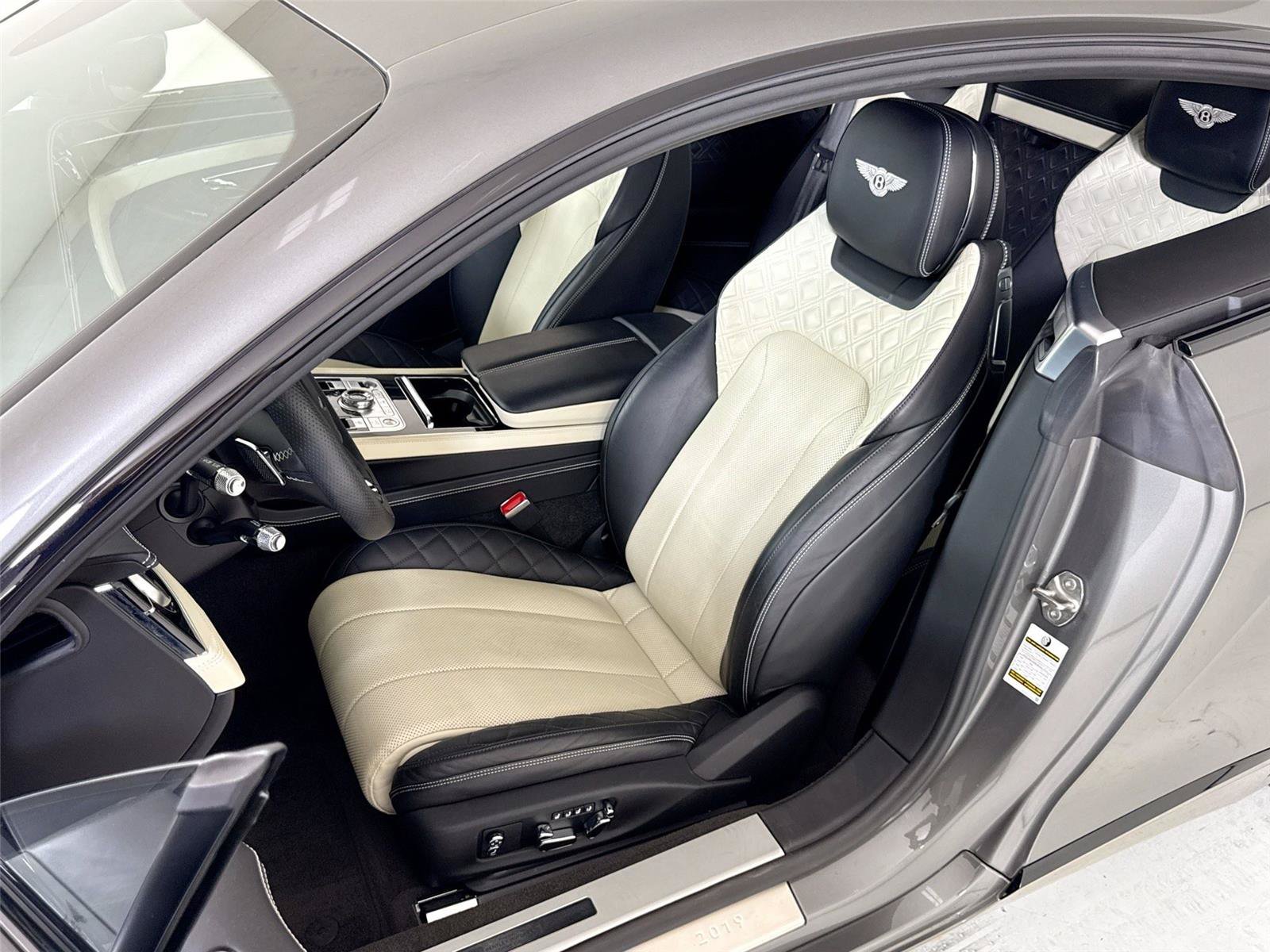 Used 2020 Bentley Continental GT V8 AWD/4WD image 14