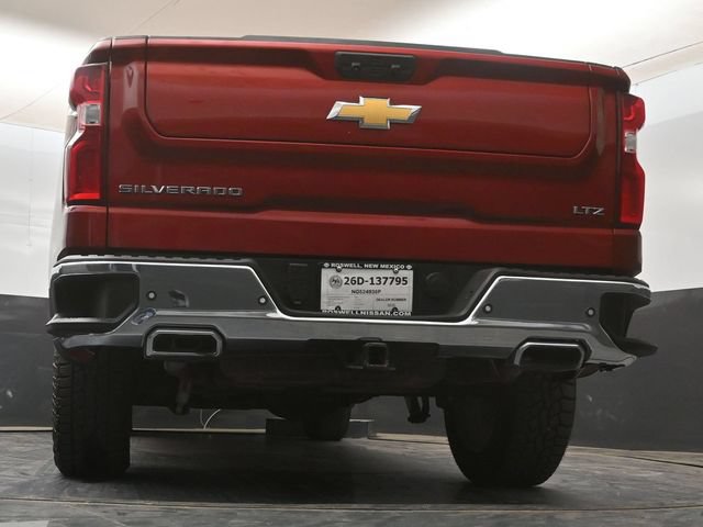 Used 2022 Chevrolet Silverado 1500 LTZ w/ LTZ Premium Package AWD/4WD image 15