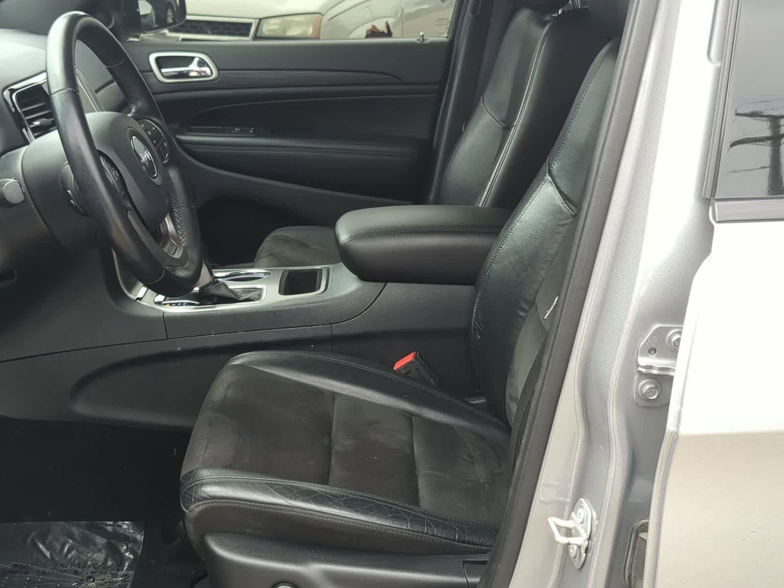 Certified 2020 Jeep Grand Cherokee Altitude image 16