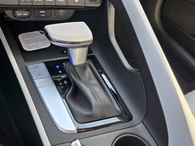 New 2026 Hyundai Elantra SEL Sport FWD image 11