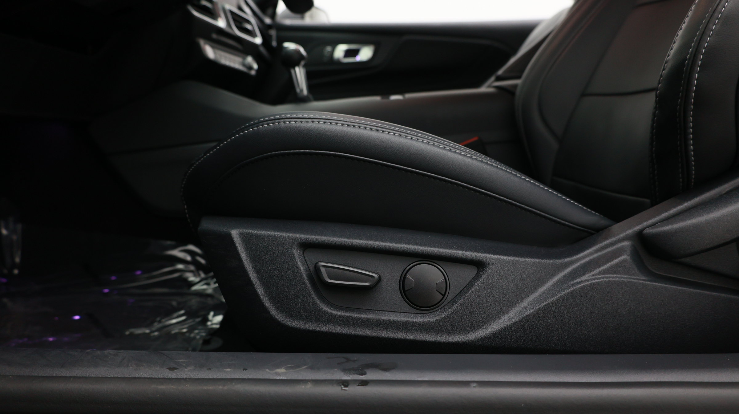 Used 2026 Ford Mustang Premium RWD image 14