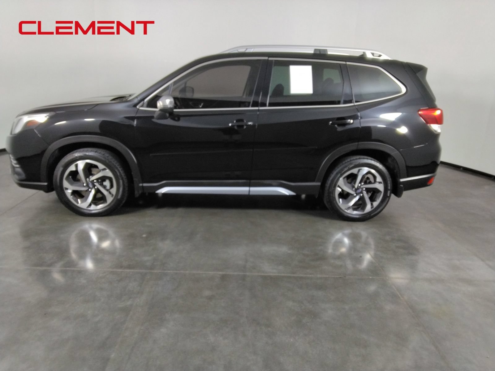 Used 2022 Subaru Forester Touring AWD/4WD image 8