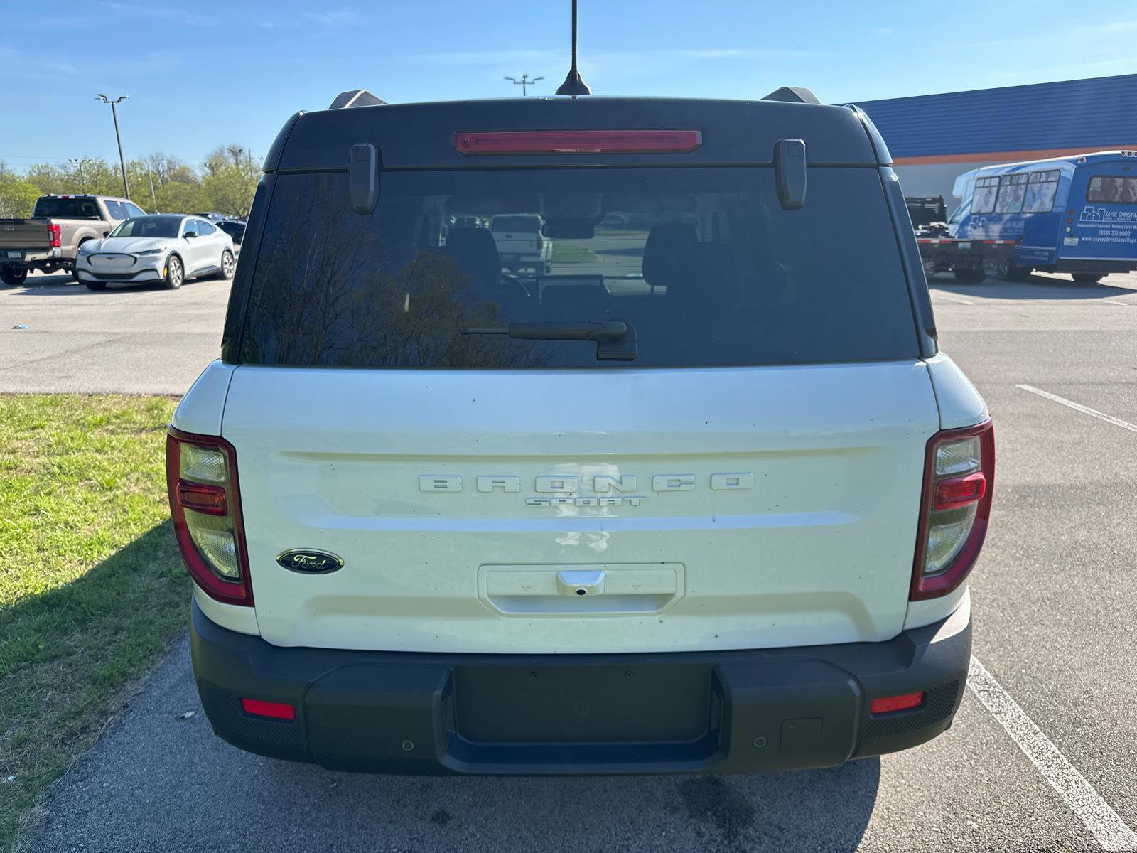 Certified 2025 Ford Bronco Sport Outer Banks w/ Outer Banks Tech Package+ AWD/4WD image 16