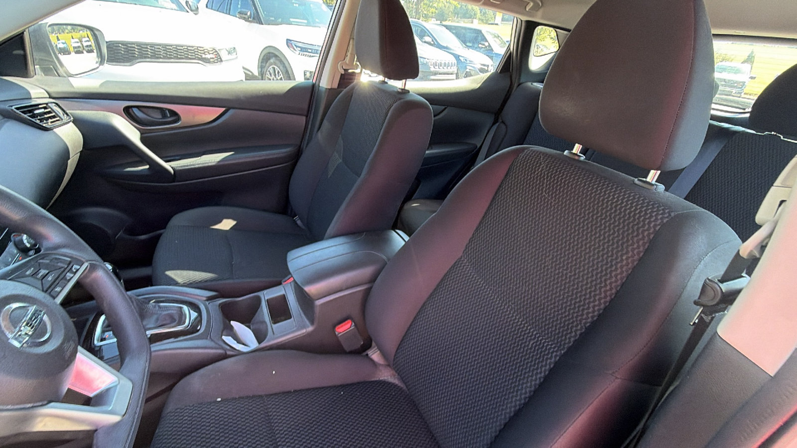 Used 2022 Nissan Rogue Sport S FWD image 17