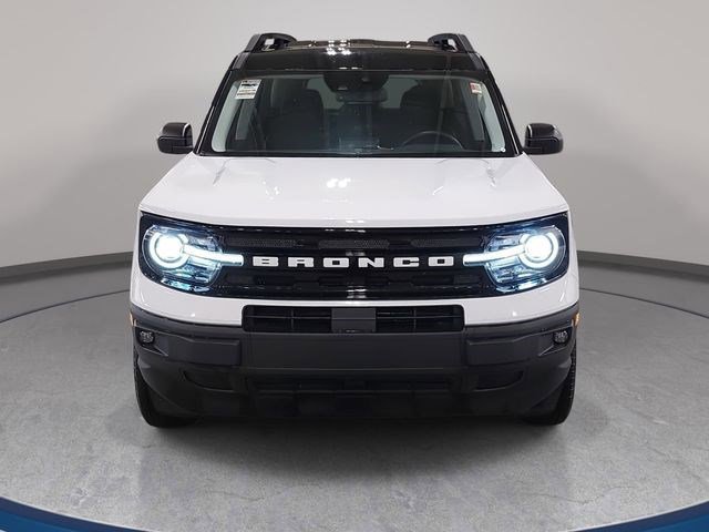Used 2024 Ford Bronco Sport Outer Banks w/ Tech Package AWD/4WD image 2