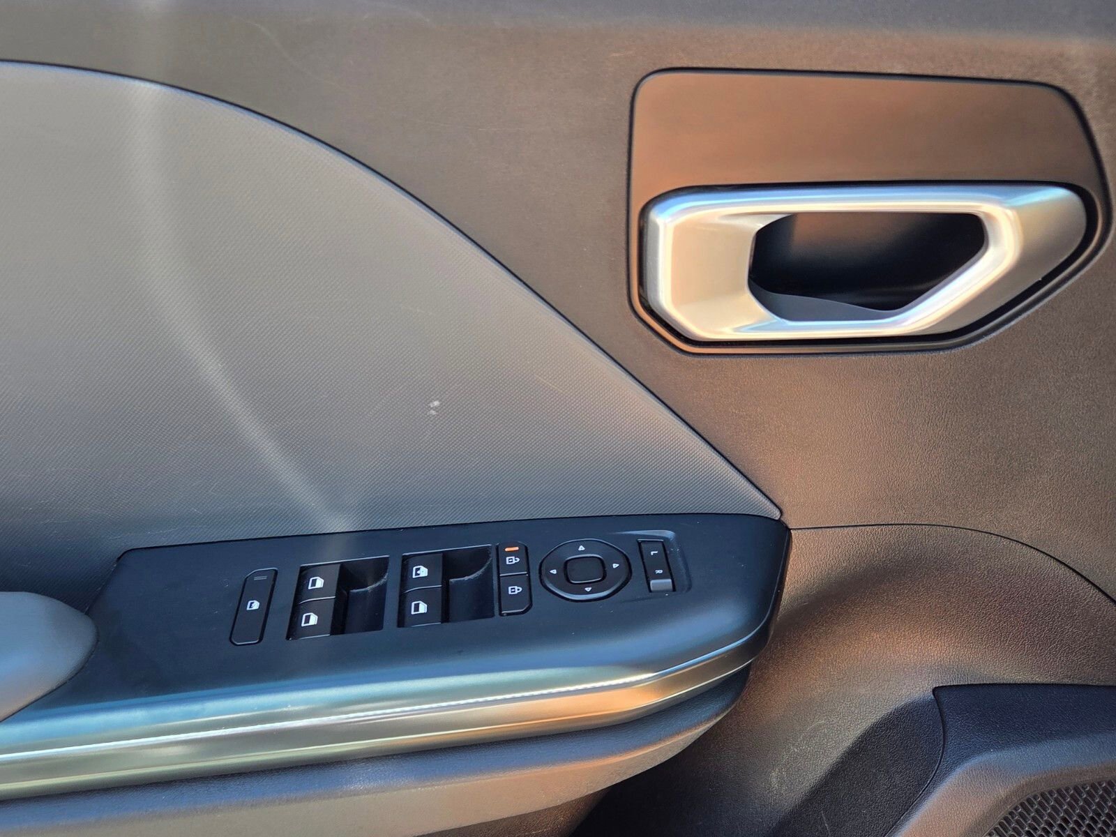 Used 2025 Kia K4 FWD image 30