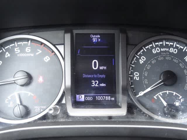 Used 2019 Toyota Tacoma TRD Off-Road w/ Technology Package AWD/4WD image 21