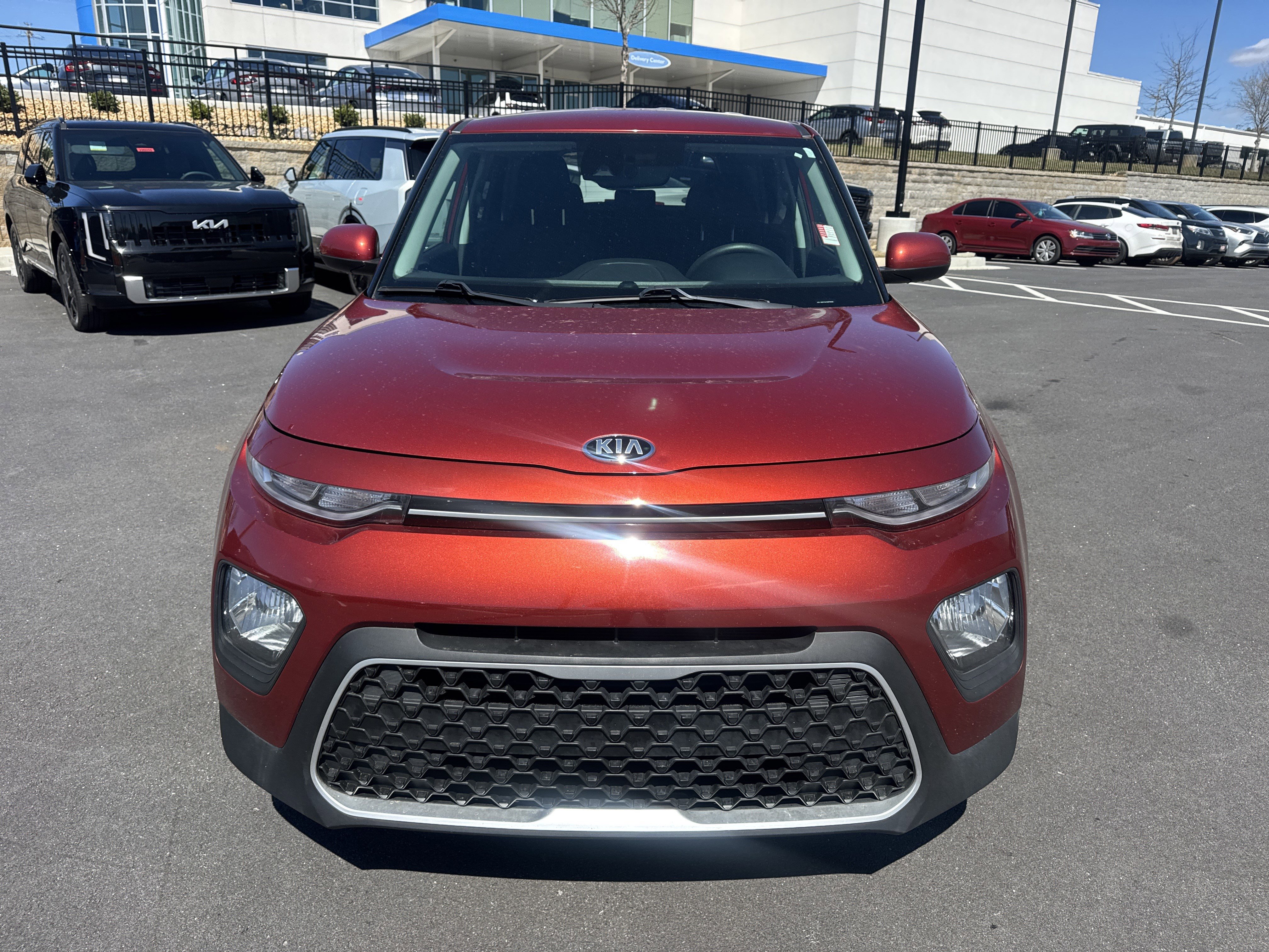 Used 2021 Kia Soul S image 2