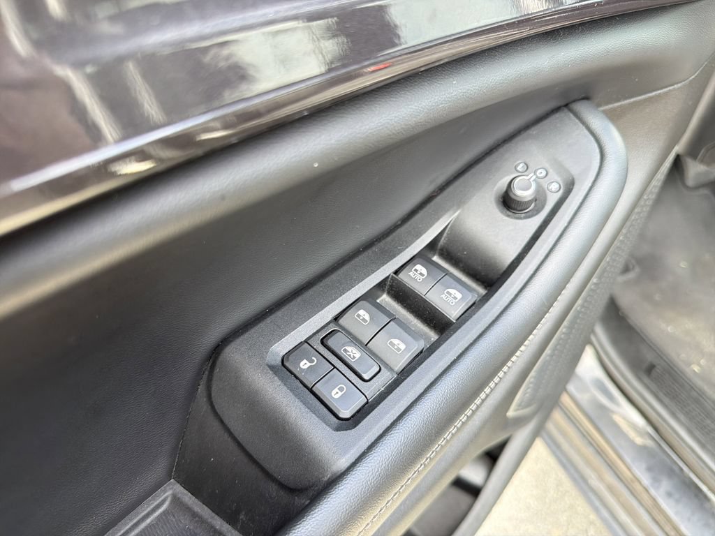 Used 2021 Jeep Grand Cherokee L Laredo AWD/4WD image 22