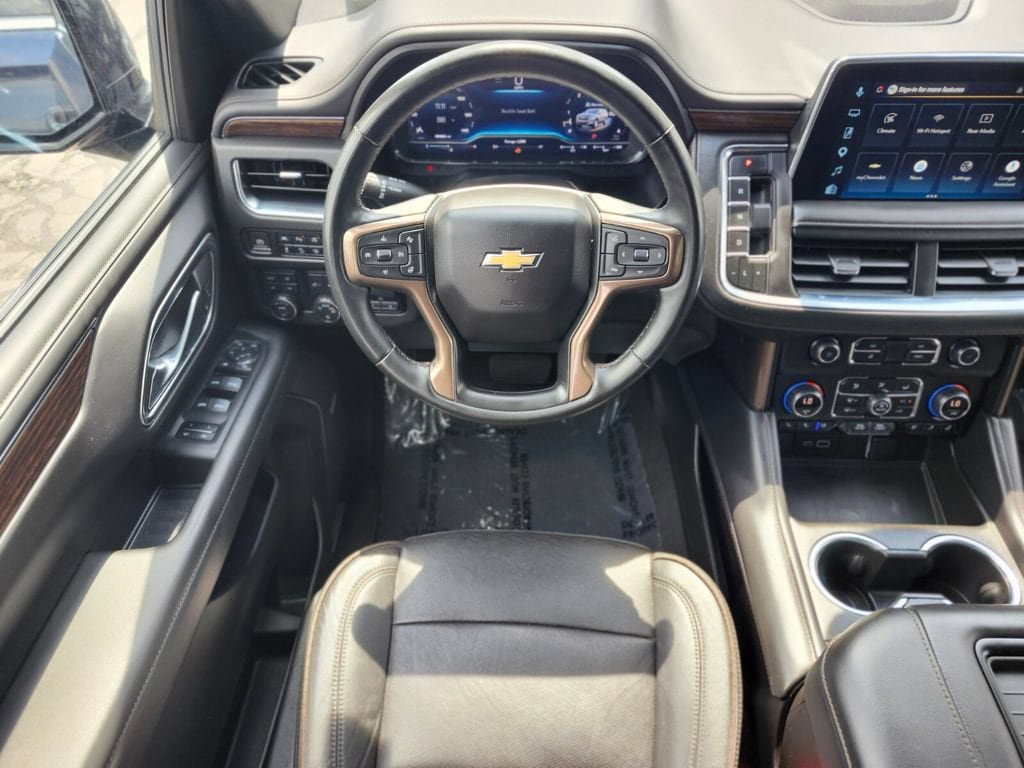 Used 2023 Chevrolet Tahoe High Country AWD/4WD image 11