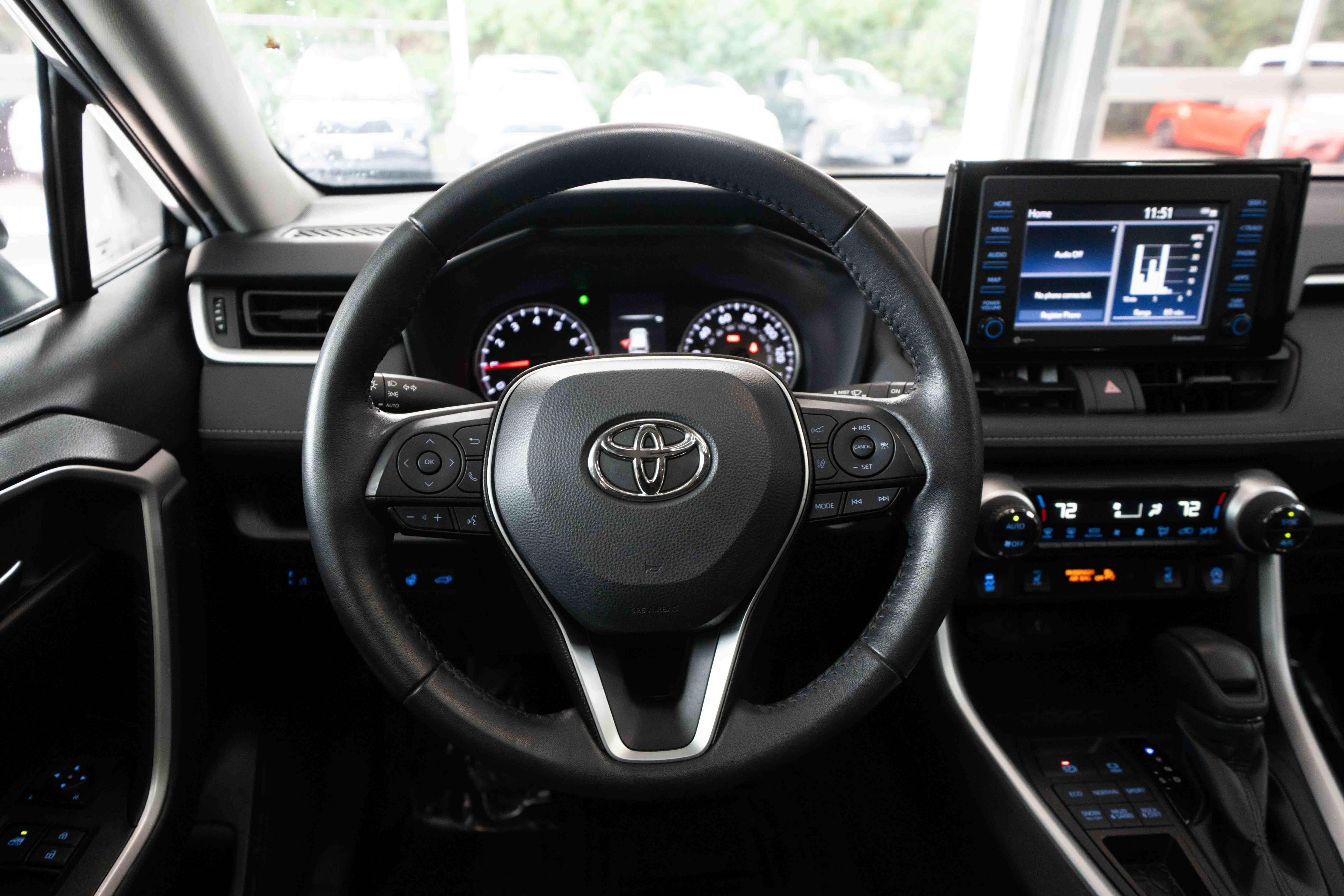 Used 2022 Toyota RAV4 XLE w/ Convenience Package AWD/4WD image 21