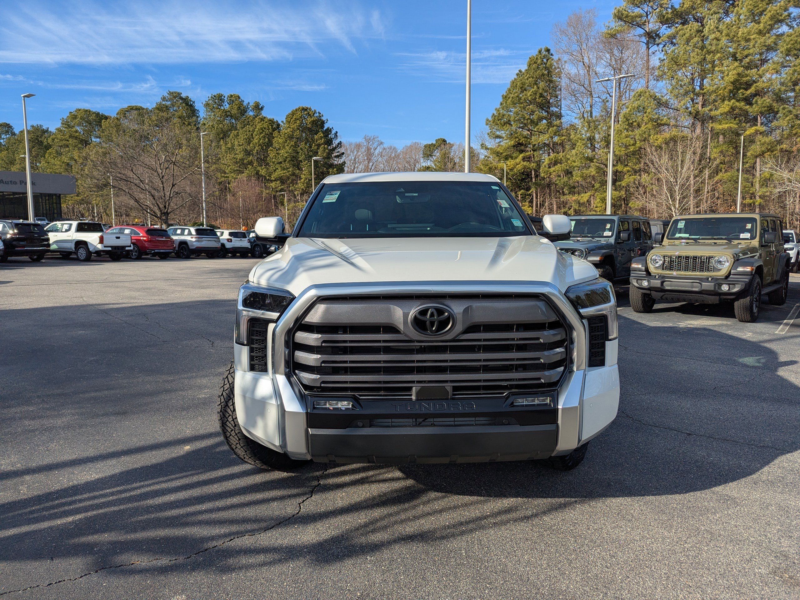 Used 2025 Toyota Tundra Limited image 2