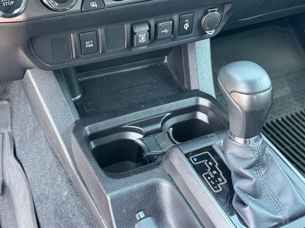 Used 2023 Toyota Tacoma TRD Off-Road AWD/4WD image 26