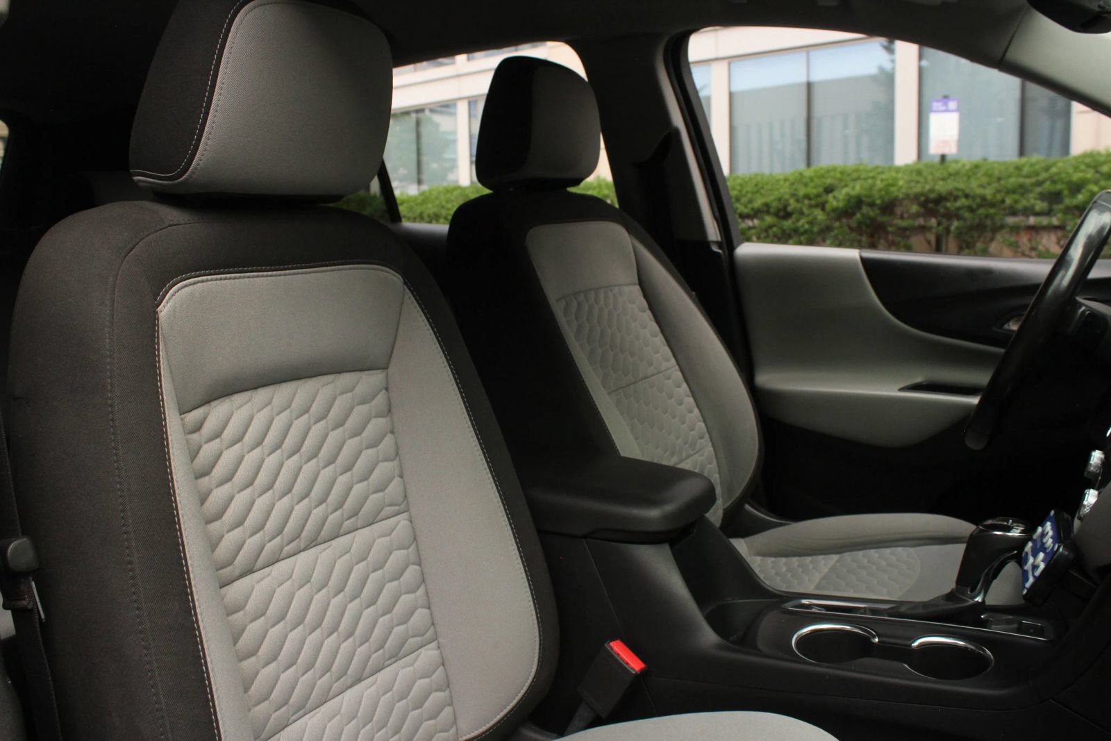 Used 2019 Chevrolet Equinox LT AWD/4WD image 29