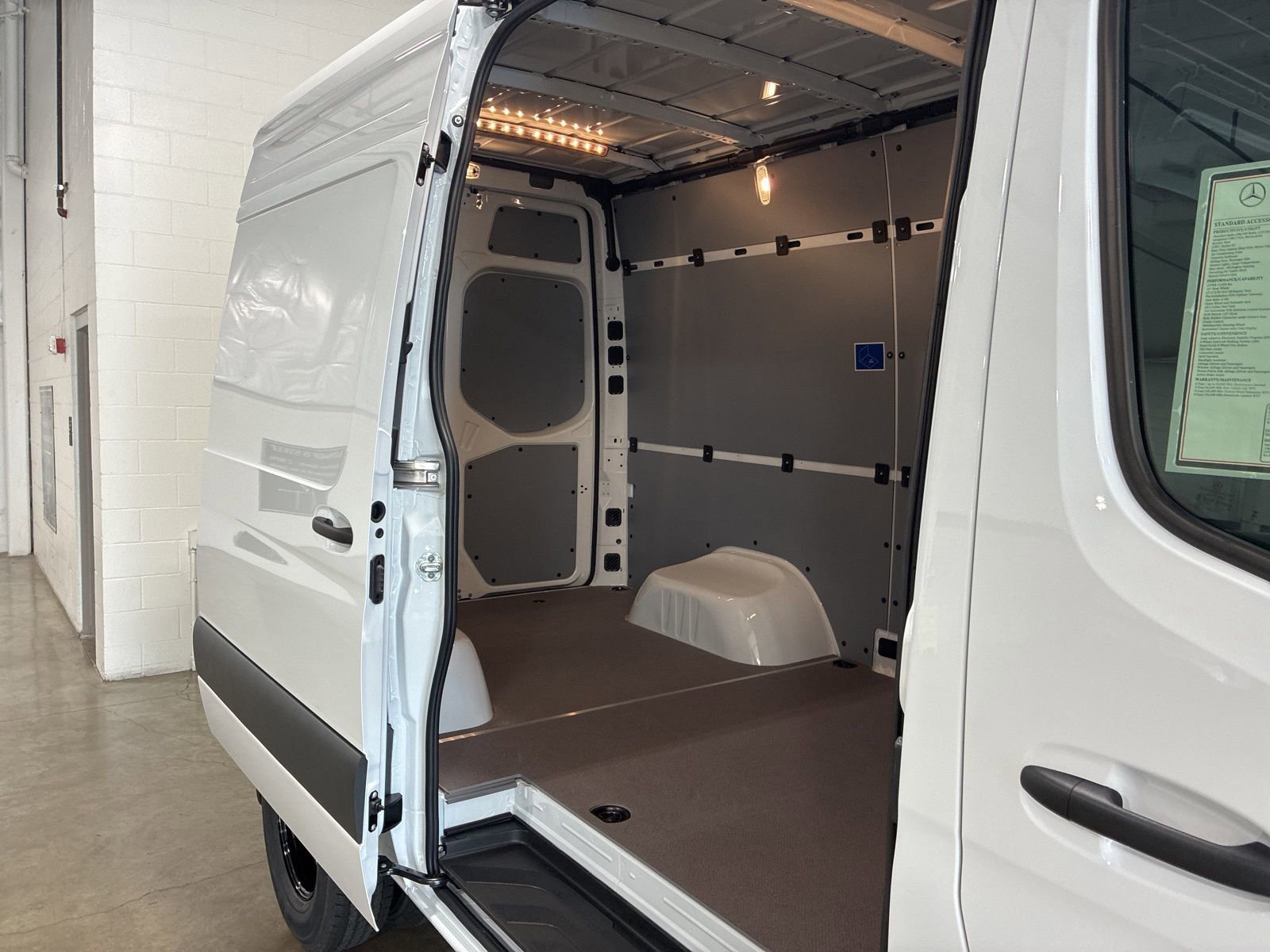 New 2025 Mercedes-Benz Sprinter 3500 image 5